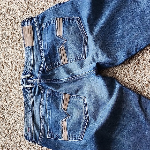 Diesel Zatiny - Picture 3 of 16